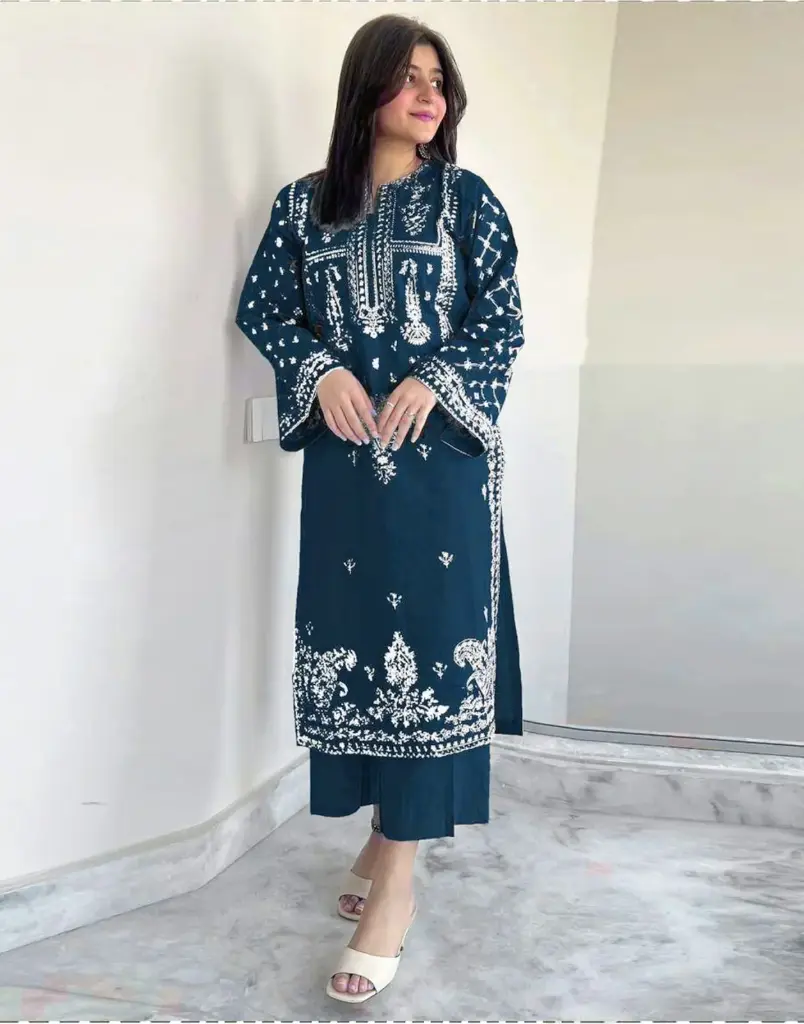 Winter Embroidery Collection Dhanak 2pc