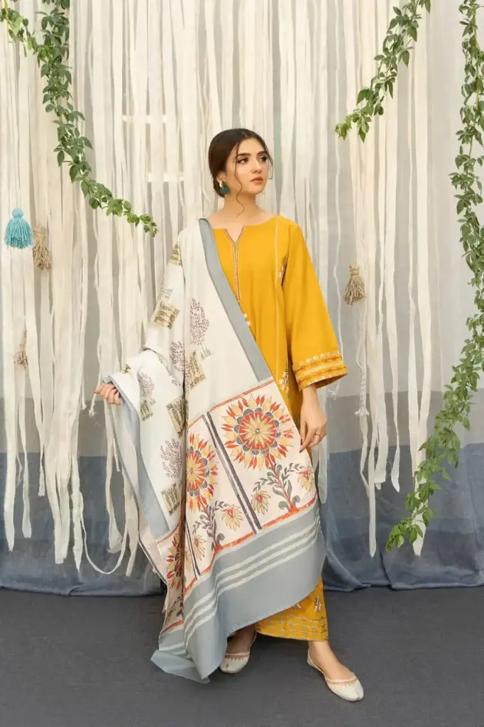 Winter Collection Embroidery Dhanak 3pc   