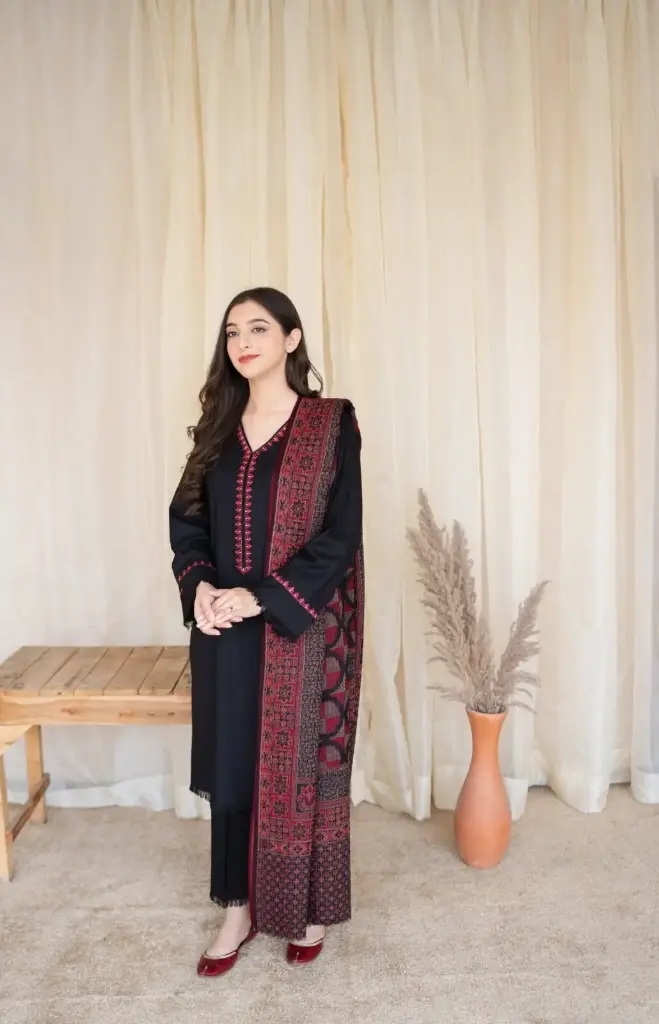 Winter Embroidery Collection Dhanak 3pc 