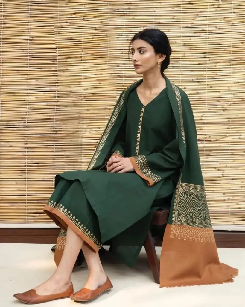 Winter Collection Embroidery Dhanak 3pc    