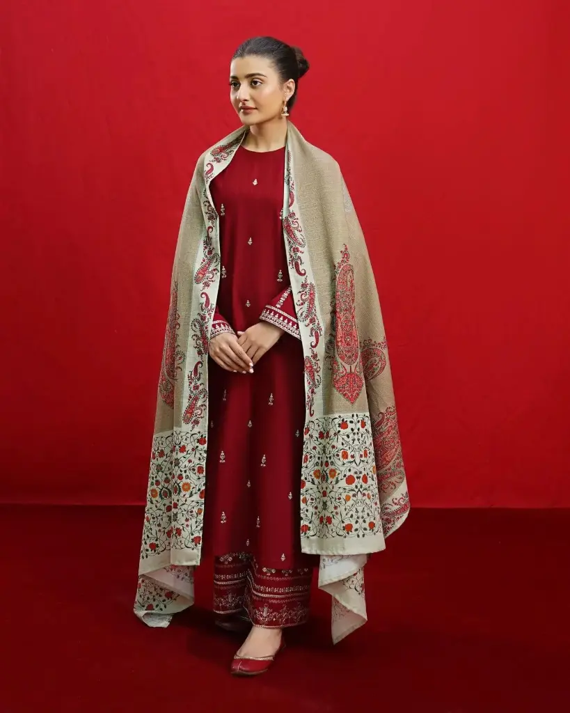 Winter Collection Embroidery Dhanak 3pc    