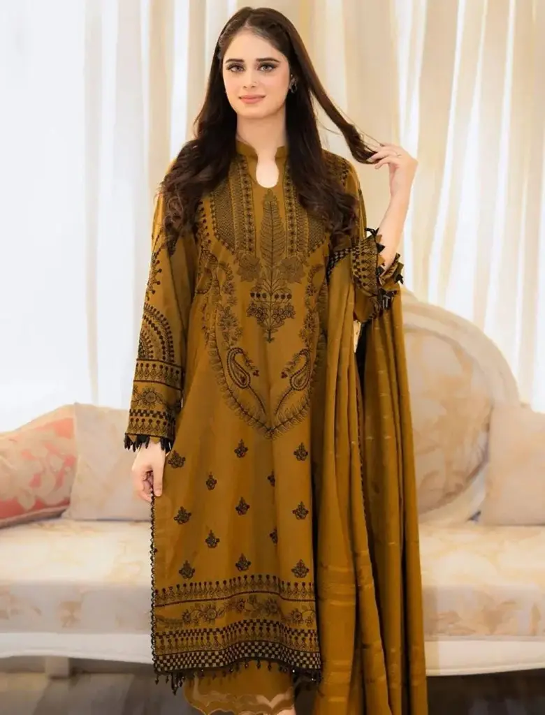 Winter Embroidery Collection Dhanak 3pc